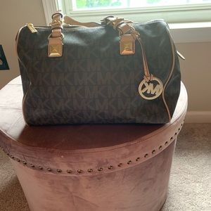 Michael Kors classic monogram bag